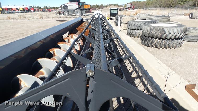 image for item AX9330 AGCO 8200 head