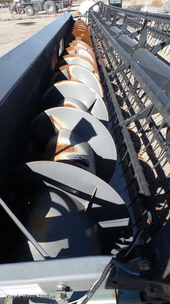 image for item AX9330 AGCO 8200 head