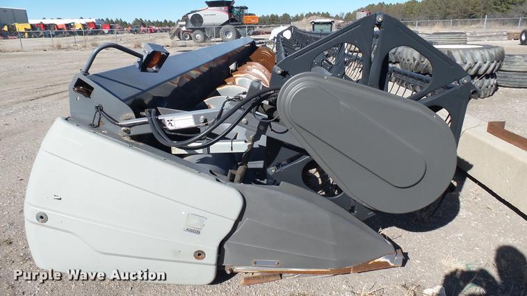 image for item AX9330 AGCO 8200 head