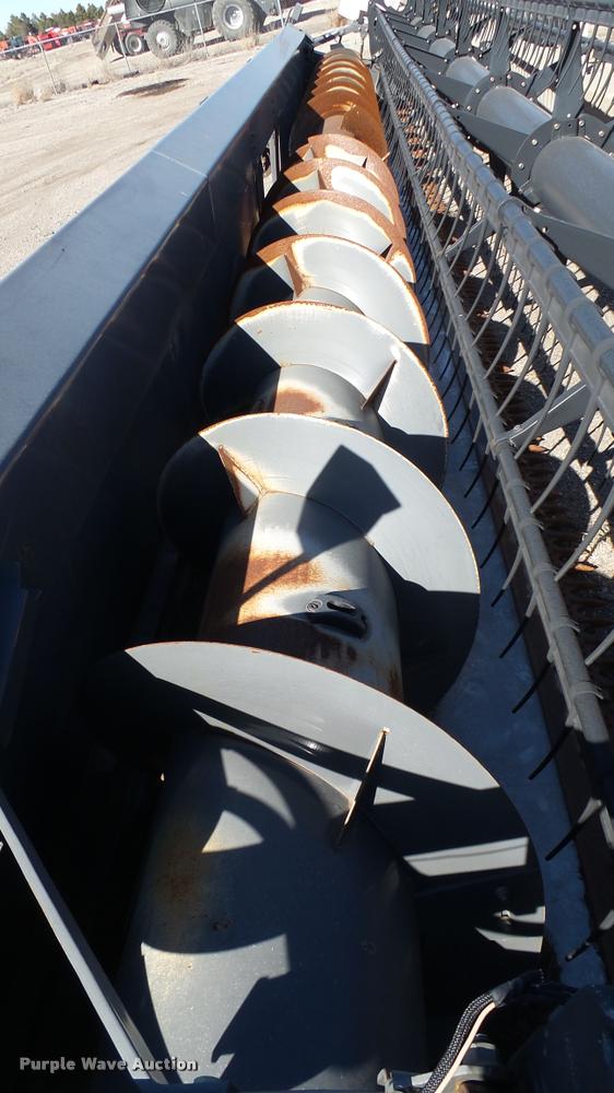 image for item AX9330 AGCO 8200 head