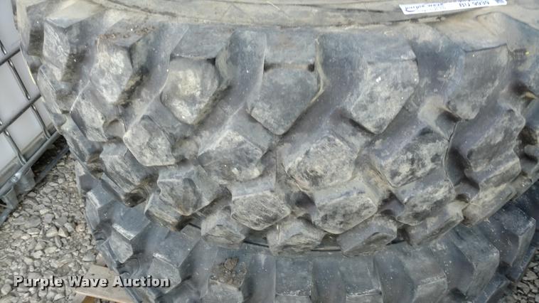 image for item BU9939 (2) Michelin 16.00R20 tires