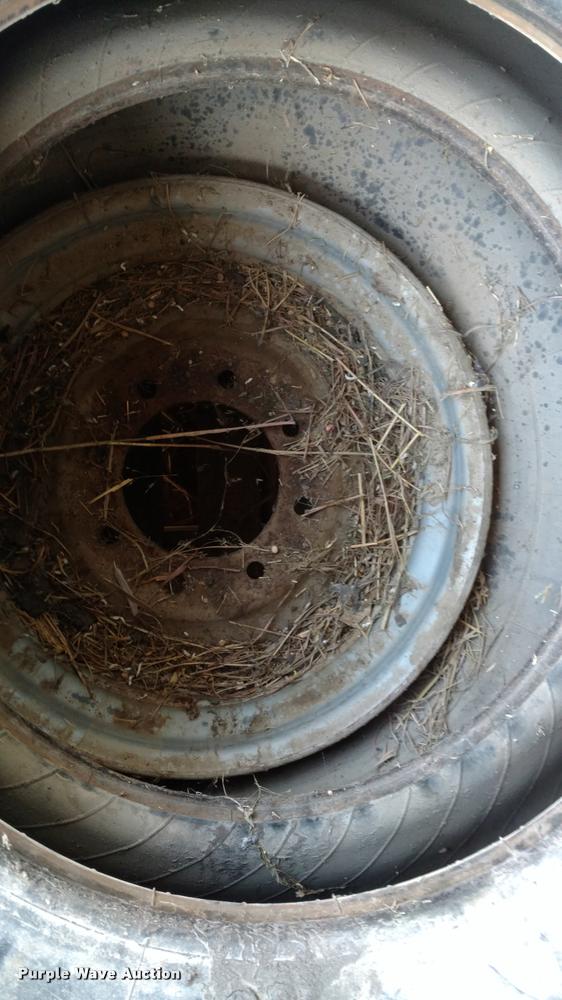 image for item BU9939 (2) Michelin 16.00R20 tires