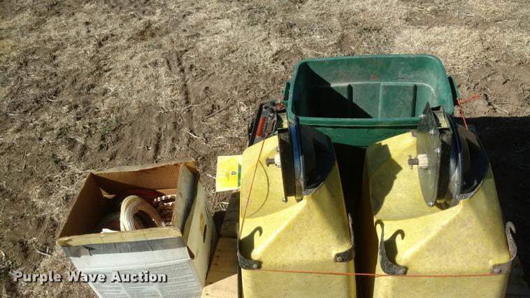 image for item BU9947 John Deere 7000 planter