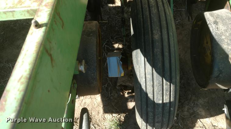 image for item BU9947 John Deere 7000 planter