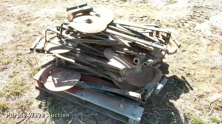 image for item BU9950 (20) John Deere row units