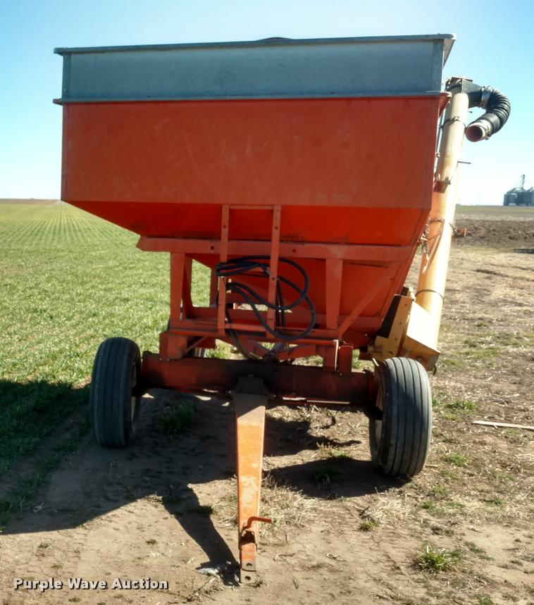 image for item BU9951 Huskee grain cart