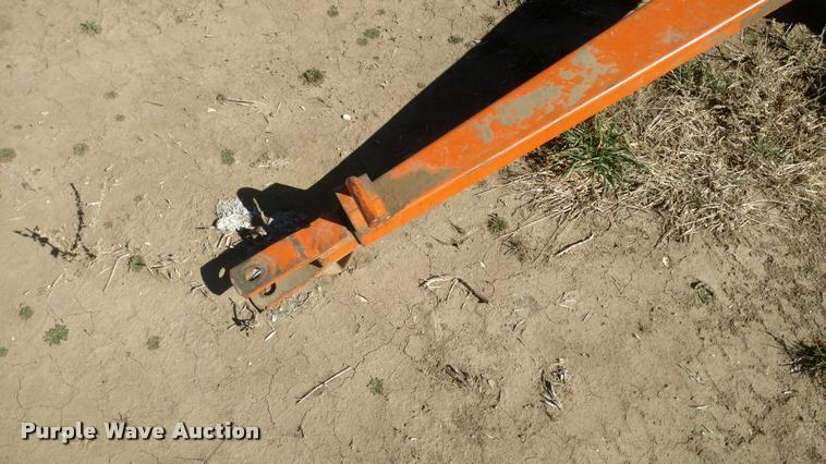 image for item BU9951 Huskee grain cart