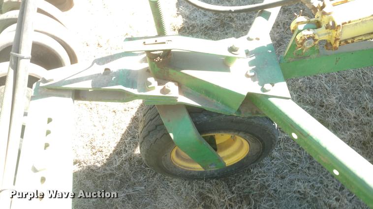 image for item BU9952 (2) John Deere 450 grain drills