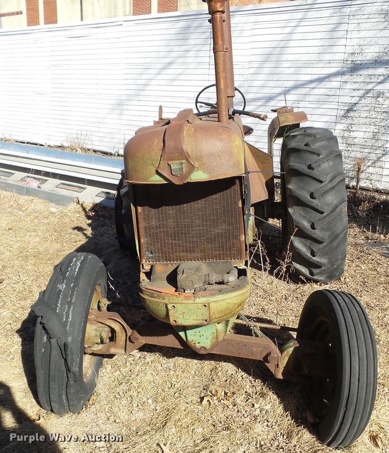 image for item CB9825 Oliver Super 88 Wheatland tractor