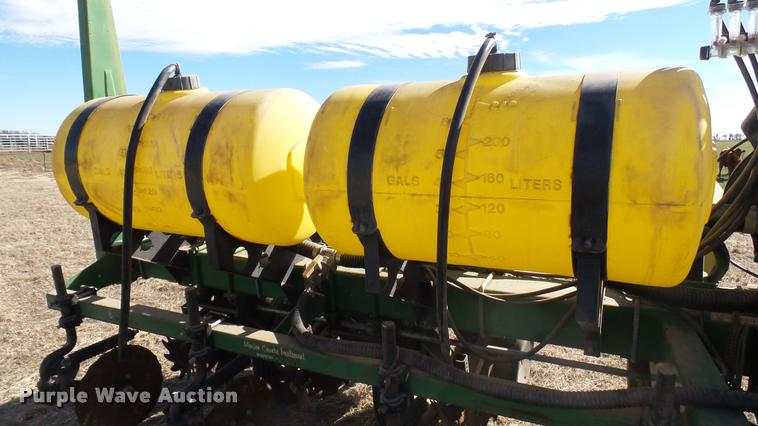 image for item DA0389 John Deere 1750 Max Emerge Plus Vacumeter planter