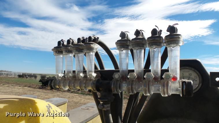 image for item DA0389 John Deere 1750 Max Emerge Plus Vacumeter planter