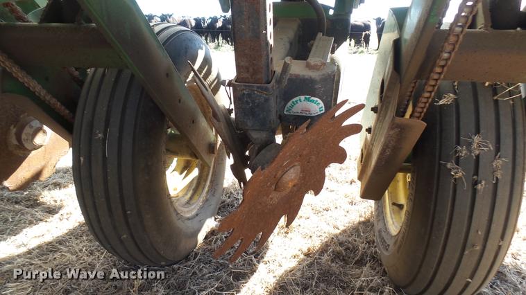 image for item DA0389 John Deere 1750 Max Emerge Plus Vacumeter planter