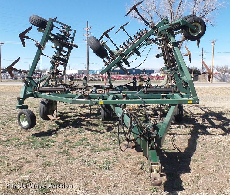 image for item DA0438 QuinStar Fallow Master sweep plow