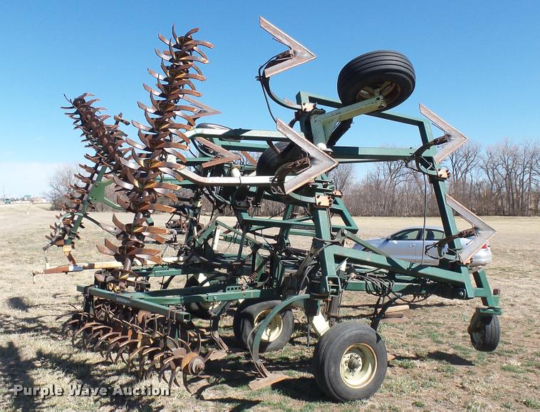 image for item DA0438 QuinStar Fallow Master sweep plow