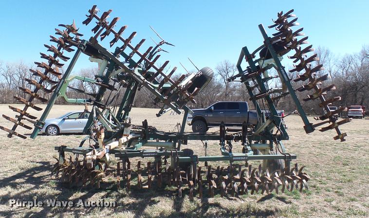 image for item DA0438 QuinStar Fallow Master sweep plow