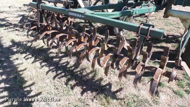 image for item DA0438 QuinStar Fallow Master sweep plow