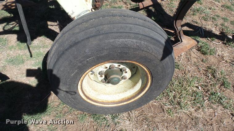 image for item DA0438 QuinStar Fallow Master sweep plow