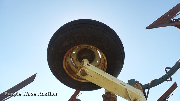 image for item DA0438 QuinStar Fallow Master sweep plow