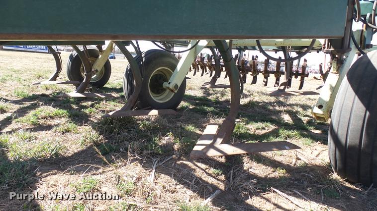 image for item DA0438 QuinStar Fallow Master sweep plow