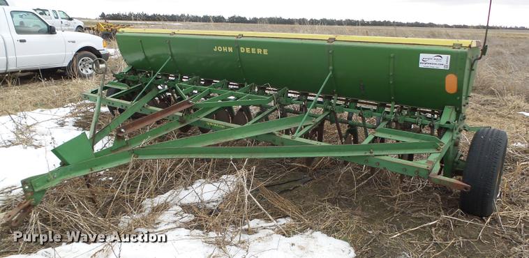 image for item DA0559 John Deere grain drill