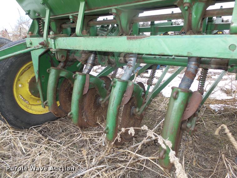 image for item DA0559 John Deere grain drill