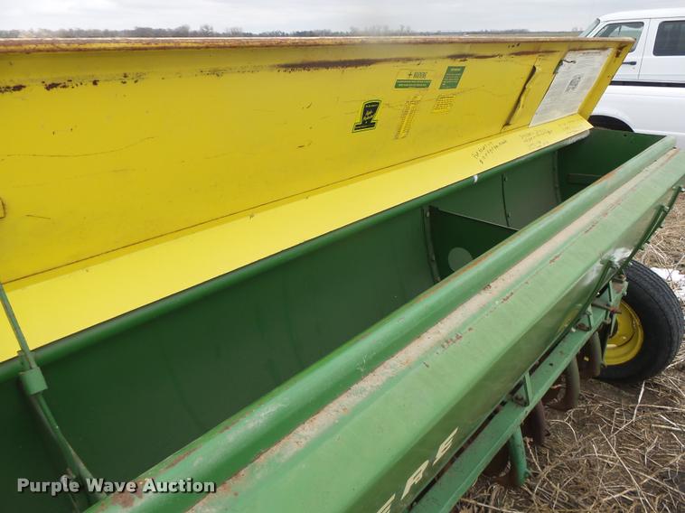 image for item DA0559 John Deere grain drill