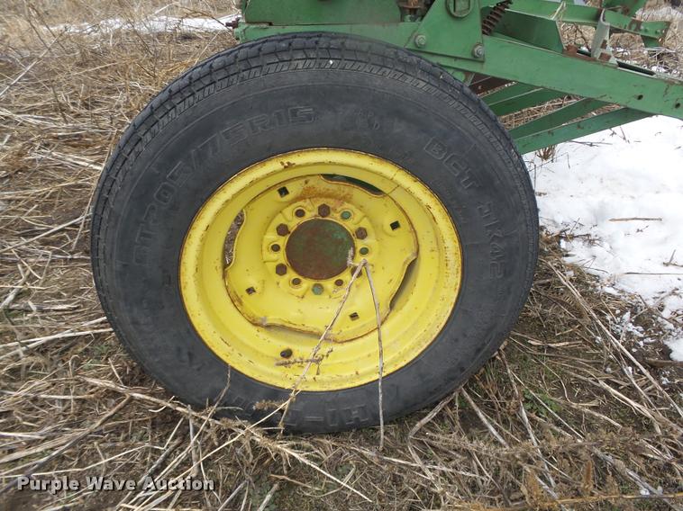 image for item DA0559 John Deere grain drill