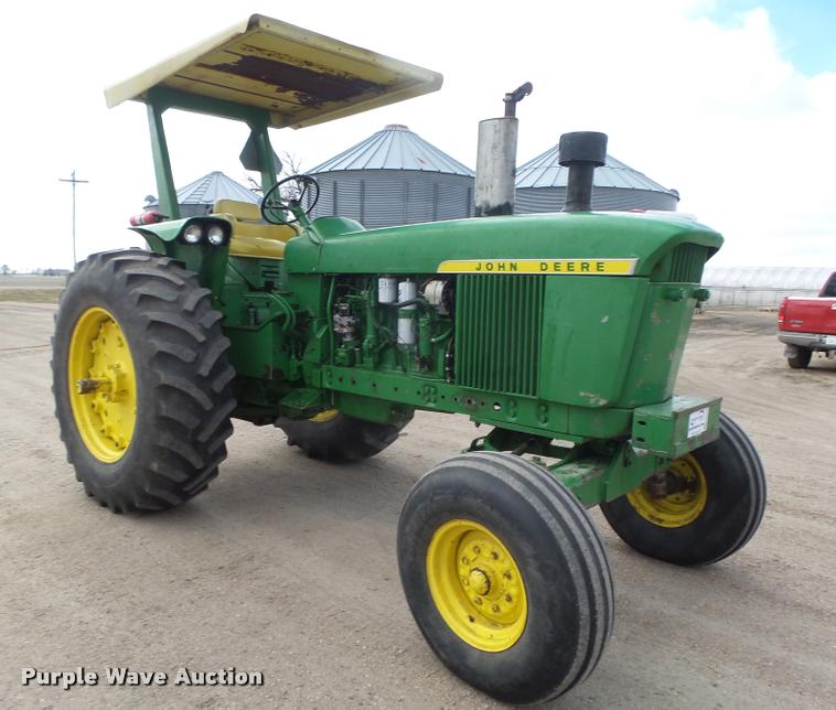 image for item DA0560 1969 John Deere 4020 row crop tractor
