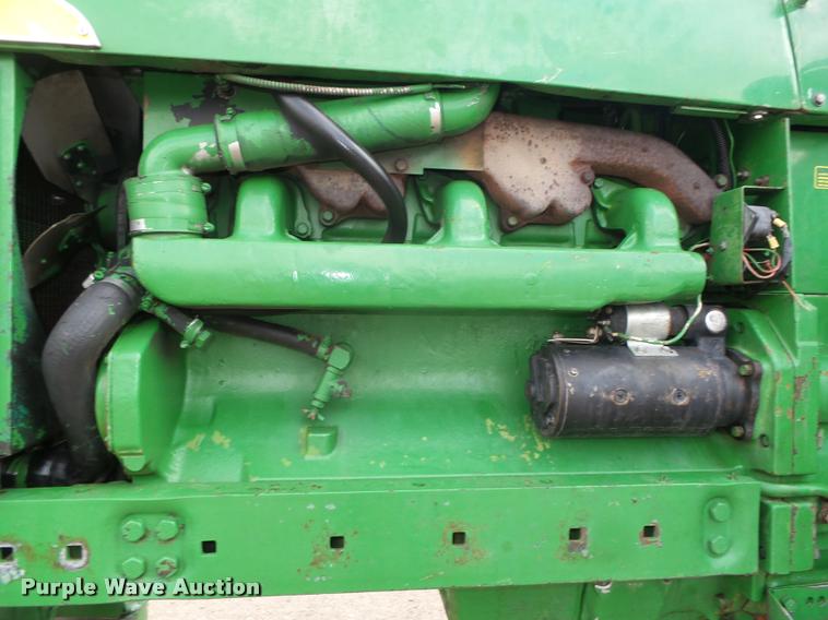 image for item DA0560 1969 John Deere 4020 row crop tractor