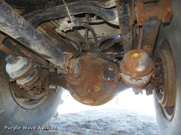 image for item DA0561 1982 International 1954 Easy Rider 1600C applicator truck