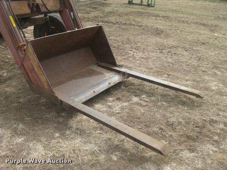 image for item DA2216 Massey-Ferguson 85 tractor