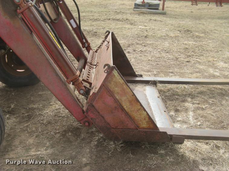 image for item DA2216 Massey-Ferguson 85 tractor