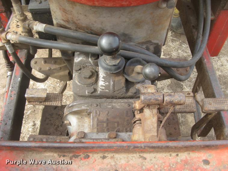 image for item DA2216 Massey-Ferguson 85 tractor