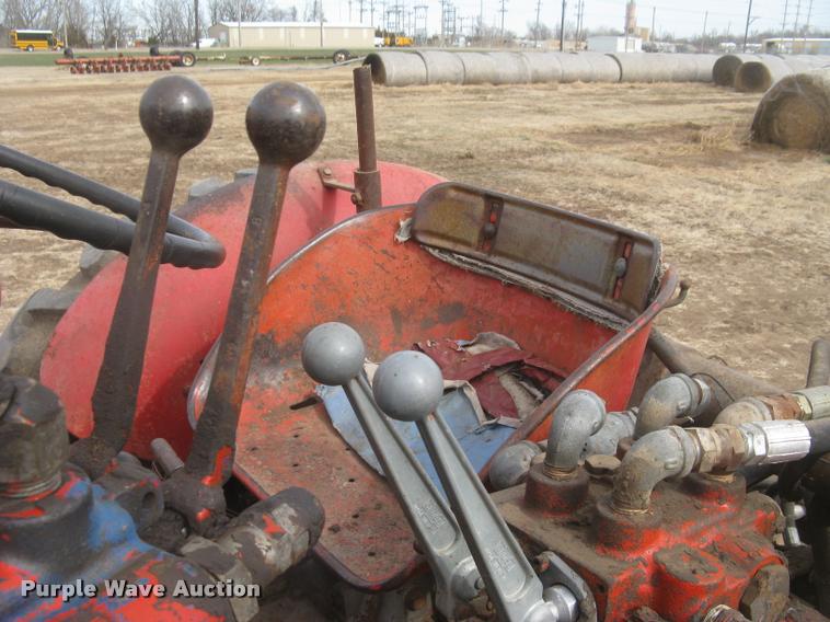 image for item DA2216 Massey-Ferguson 85 tractor