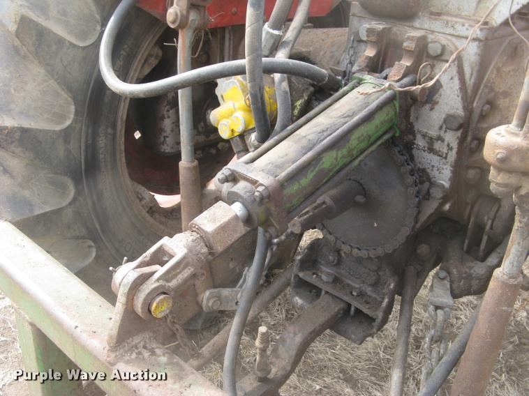 image for item DA2216 Massey-Ferguson 85 tractor