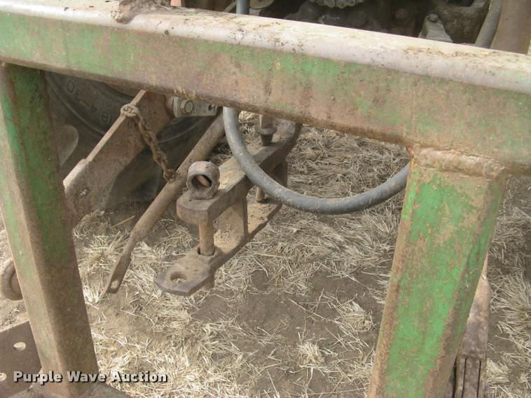 image for item DA2216 Massey-Ferguson 85 tractor