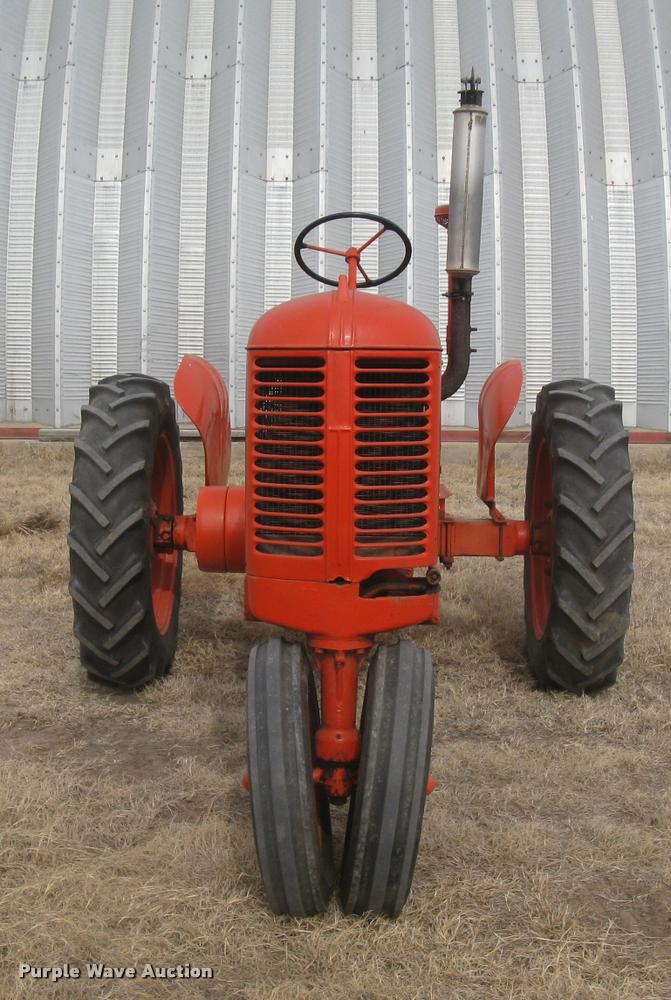 image for item DA2222 Case VA tractor