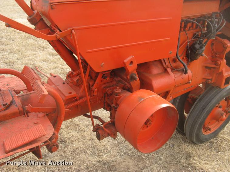 image for item DA2222 Case VA tractor