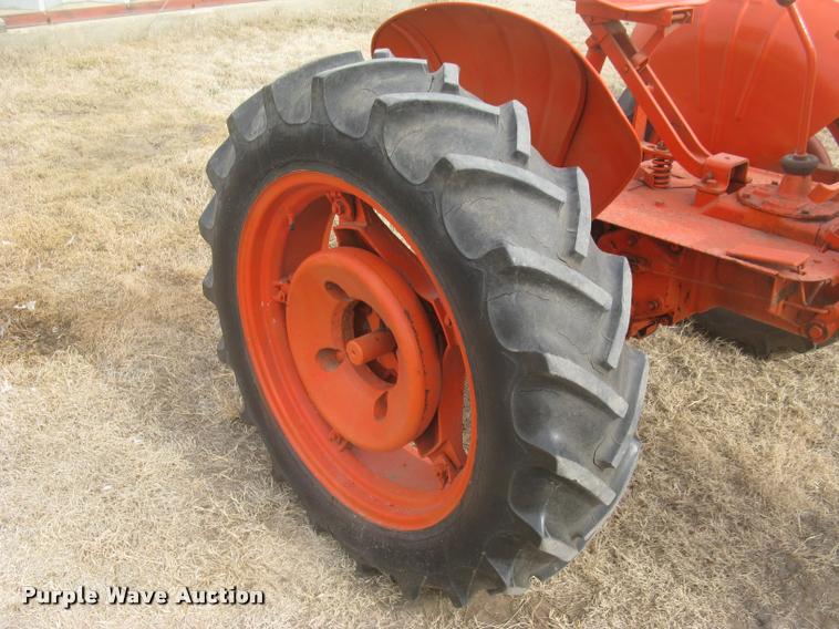 image for item DA2222 Case VA tractor