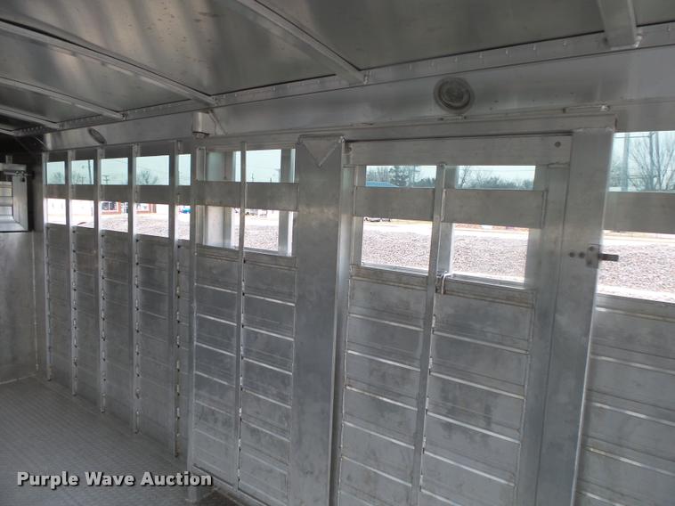 image for item DA2551 2016 4-STAR WT livestock trailer