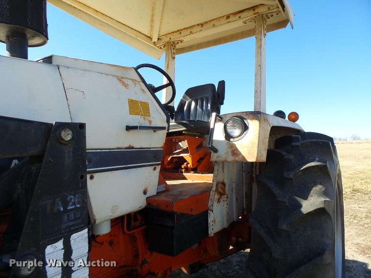 image for item DA3343 1970 Case 970 tractor