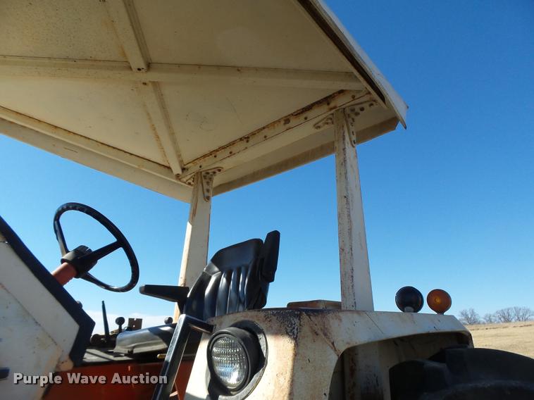 image for item DA3343 1970 Case 970 tractor