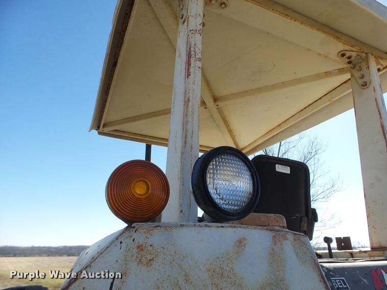 image for item DA3343 1970 Case 970 tractor