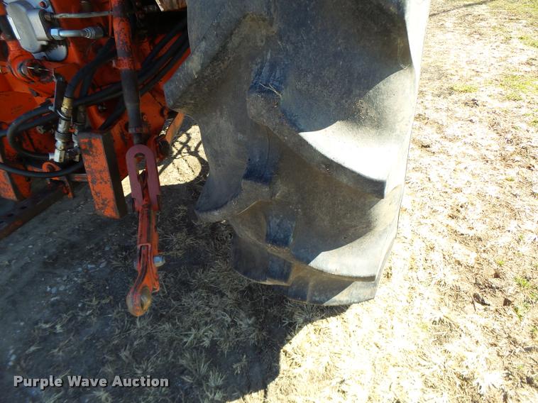 image for item DA3343 1970 Case 970 tractor