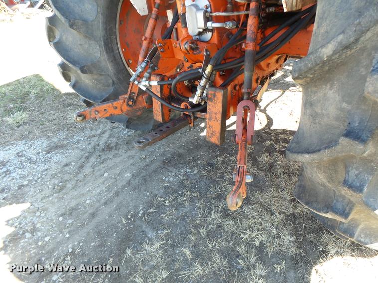 image for item DA3343 1970 Case 970 tractor