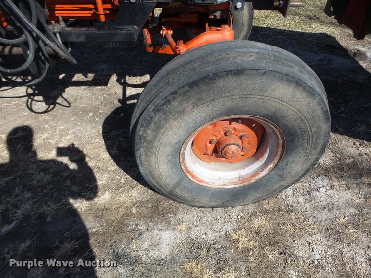 image for item DA3343 1970 Case 970 tractor