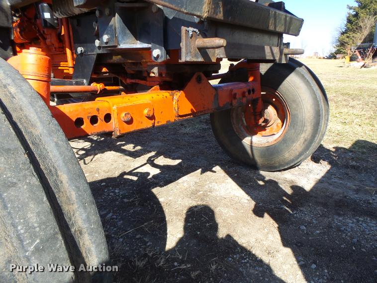 image for item DA3343 1970 Case 970 tractor