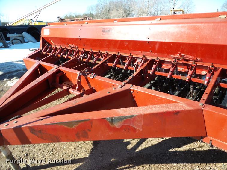 image for item DA7348 Case IH 5300 Soybean Special grain drill