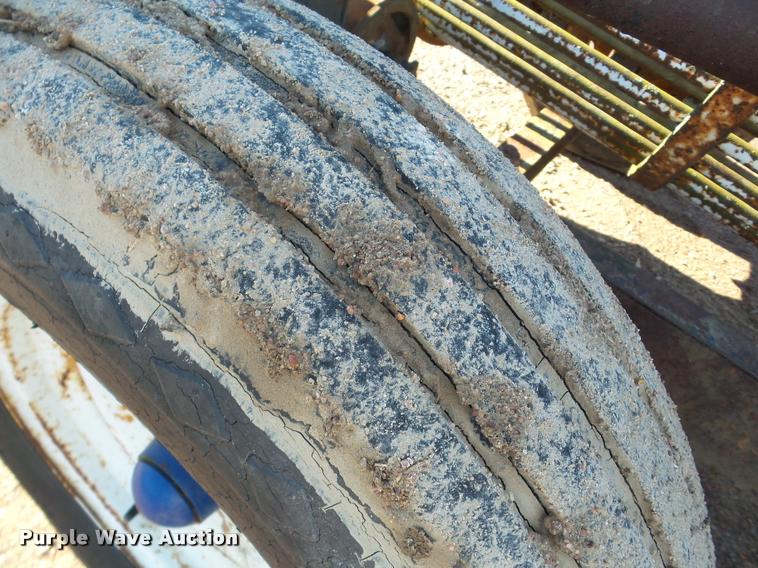 image for item DA7349 Harley rock picker