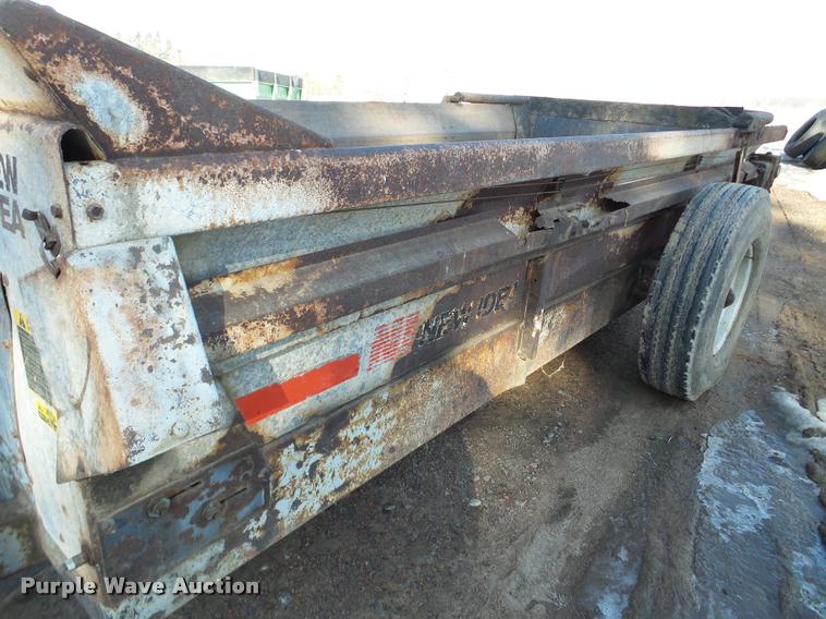 image for item DA7350 New Idea 3626 manure spreader